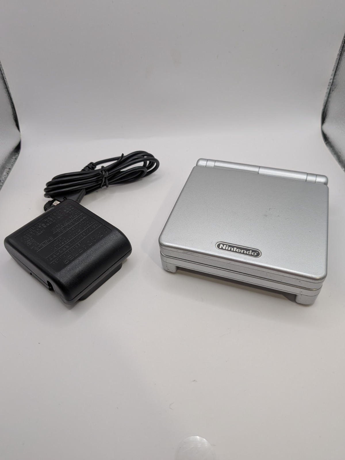 Nintendo Gameboy Advance SP AGS-001 – Silver – Tested & Works