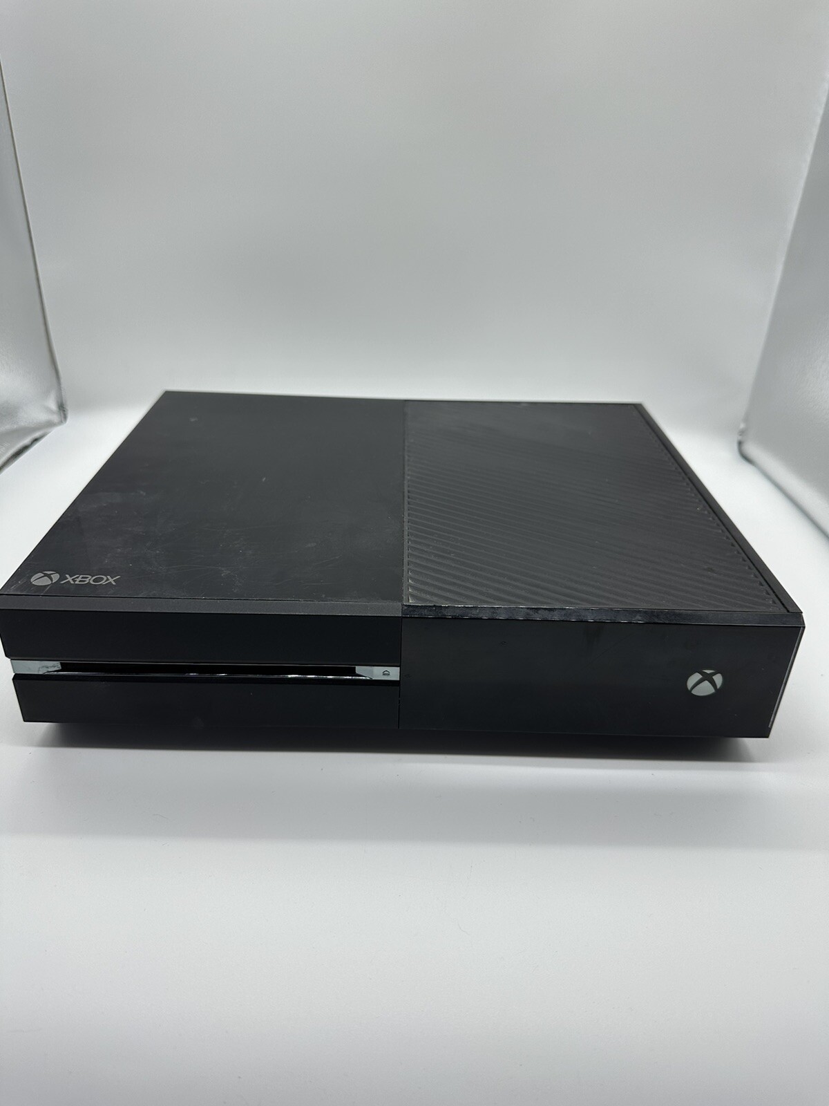 Xbox One For Parts Not Working Unknown Condition 500 GB 2014 Model 1540 Console