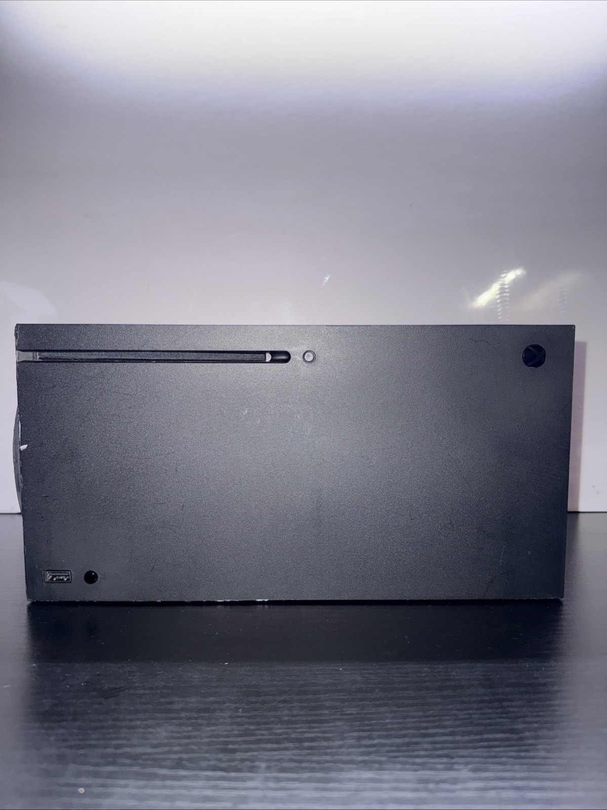 •Cosmetically Flawed•Microsoft Xbox Series X 1TB Console