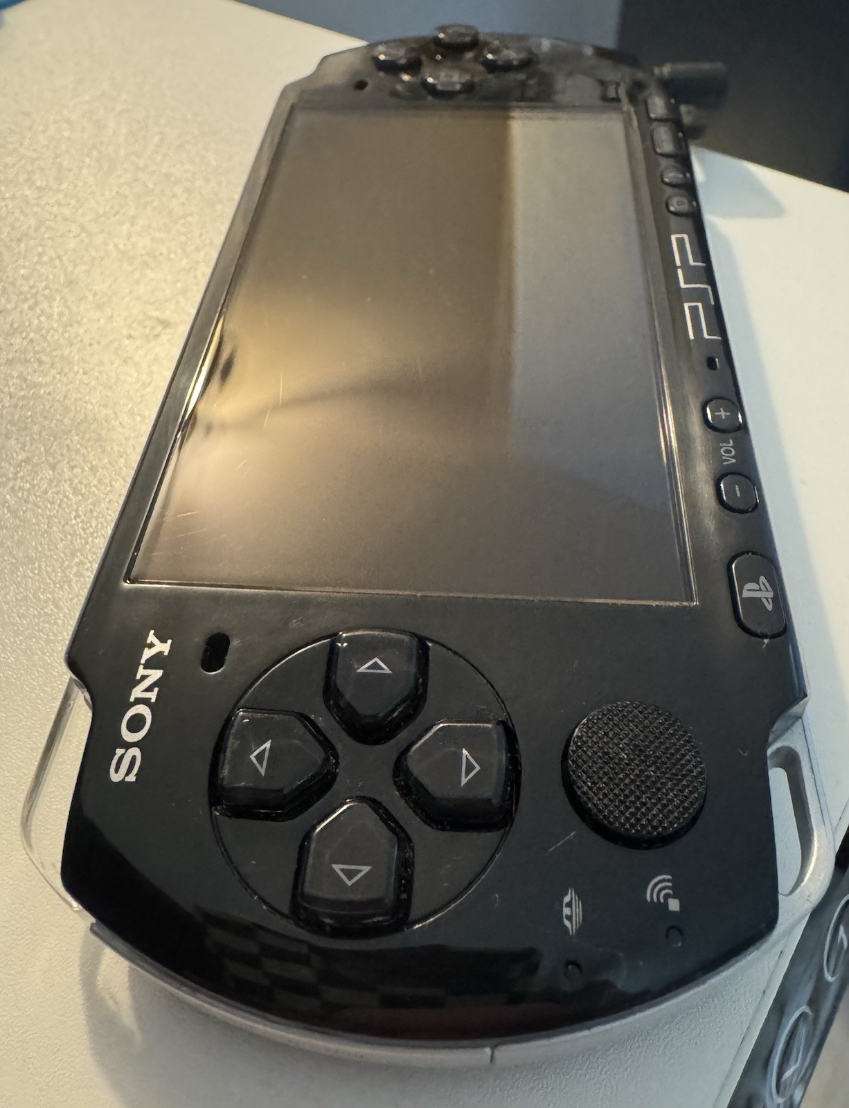 Sony PSP 3000 Console-8gb-Piano Black-Complete in Box-w/Charger, Case, & Strap