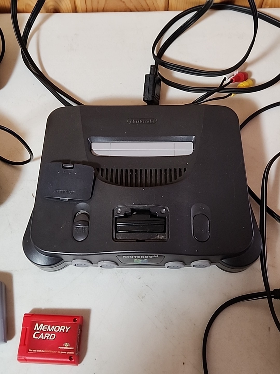 Nintendo 64 Console NUS-001 W/ 5 Controllers, Memory Card, 1 Game Tested Works