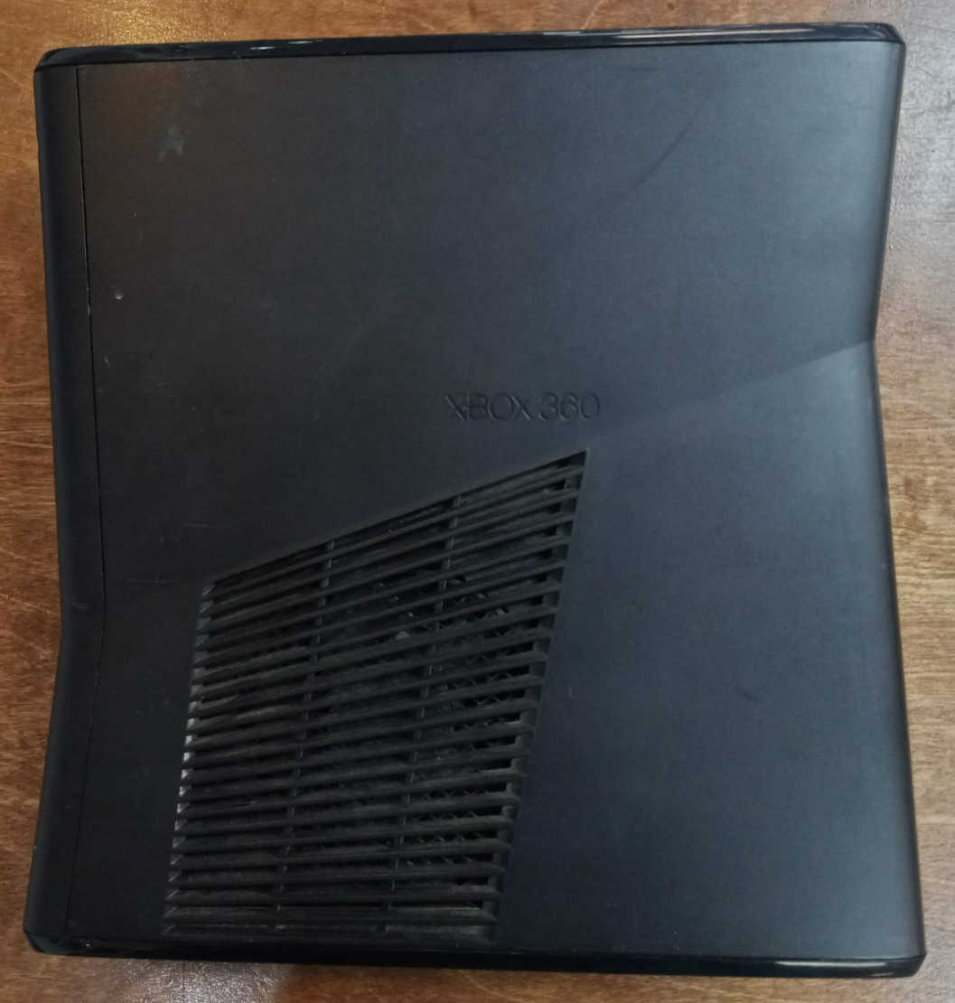 Xbox 360 S Slim Console Model 1439 – Black – FOR PARTS AND REPAIR ONLY