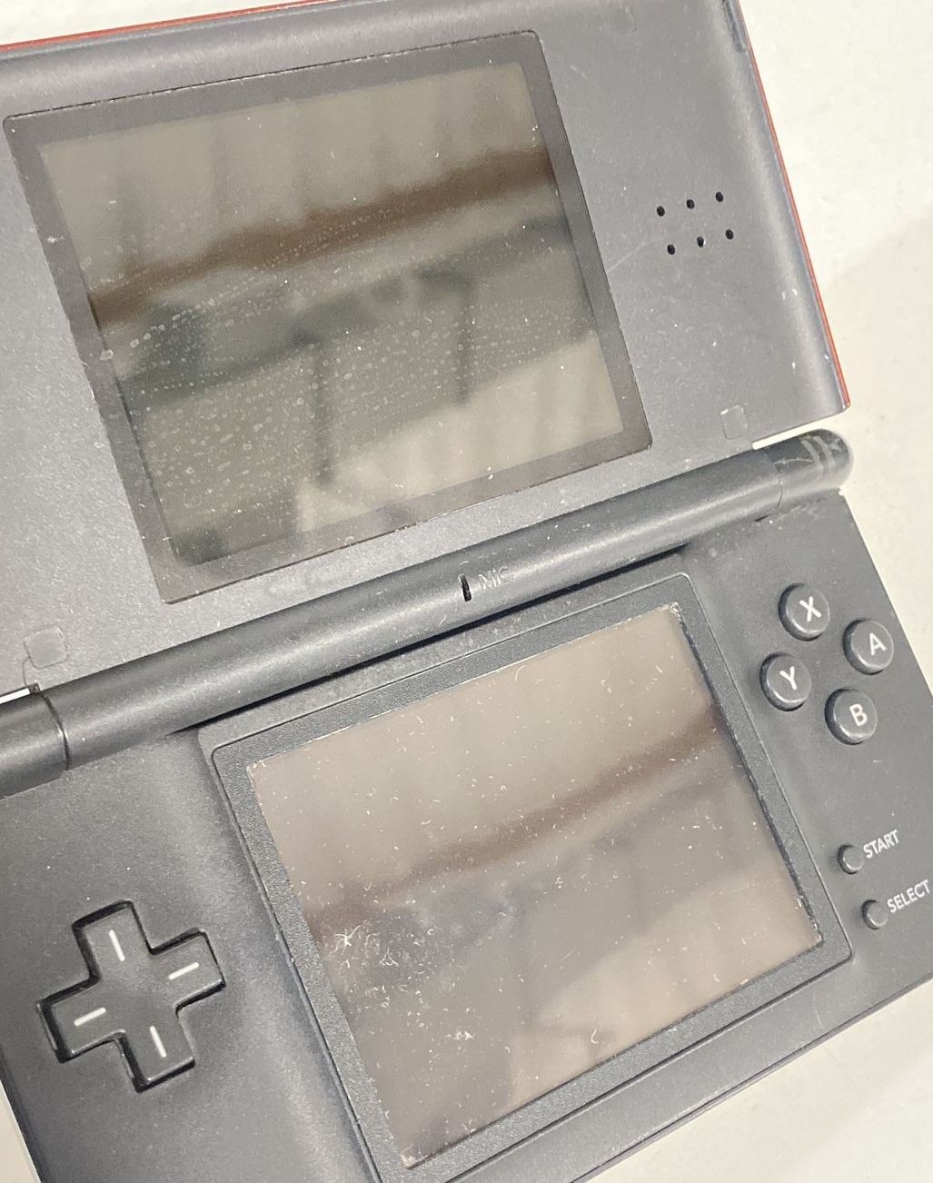 Nintendo DS Lite (USG-001) Console – Crimson Red (For Parts/Repair)
