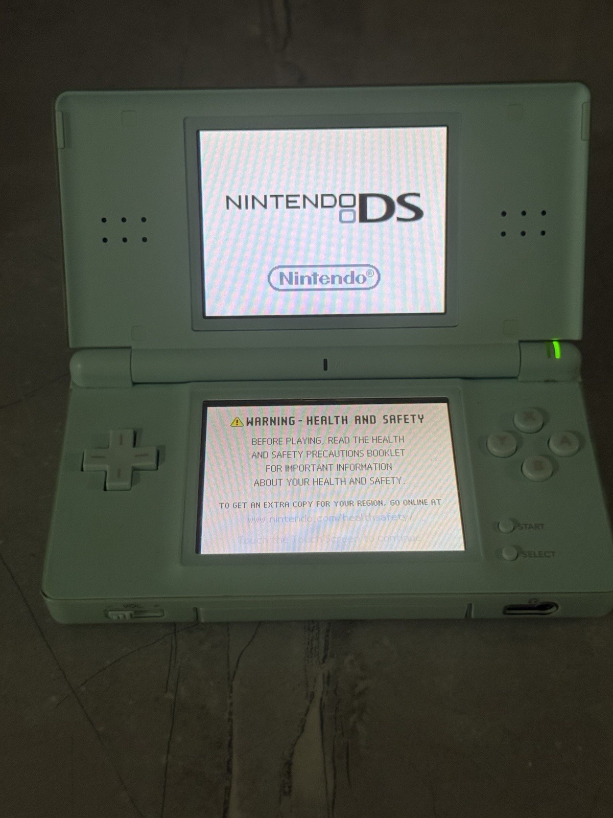 Nintendo DS Lite Light Blue System with Case and Charger Tested Works