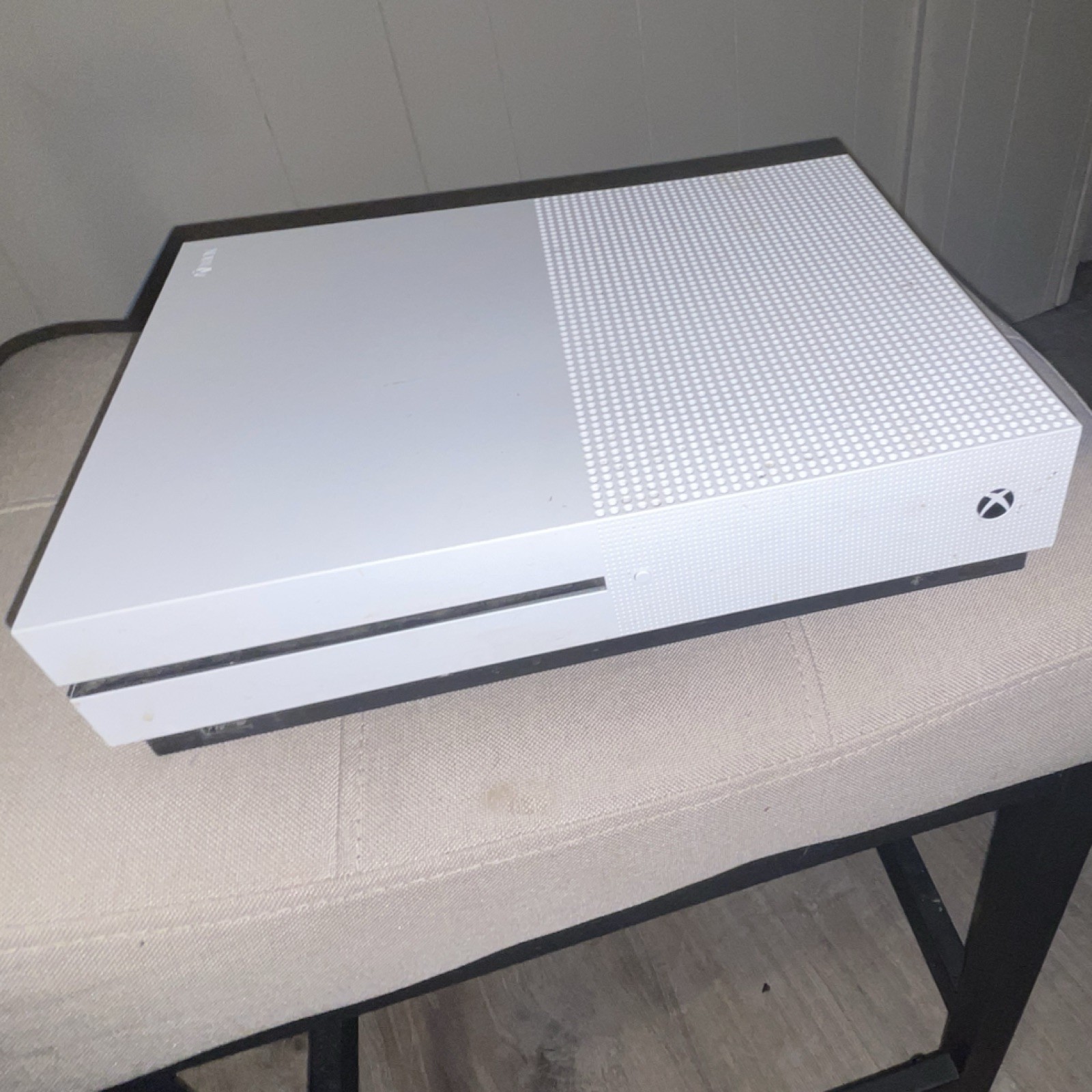 Microsoft Xbox One S White Home Console Blu-Ray Compatible HDMI USB-A Ethernet