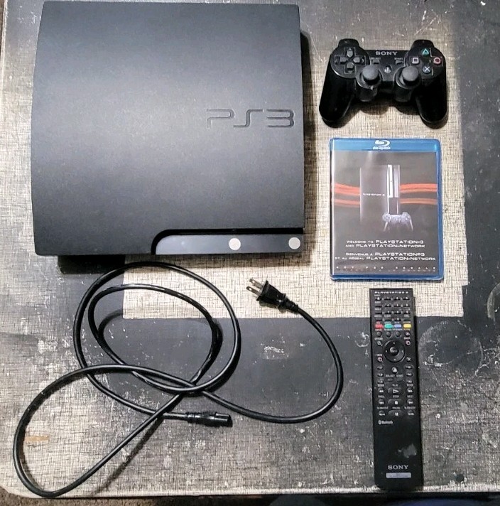 Sony PlayStation 3 Slim With 1 Controller & Remote Works!