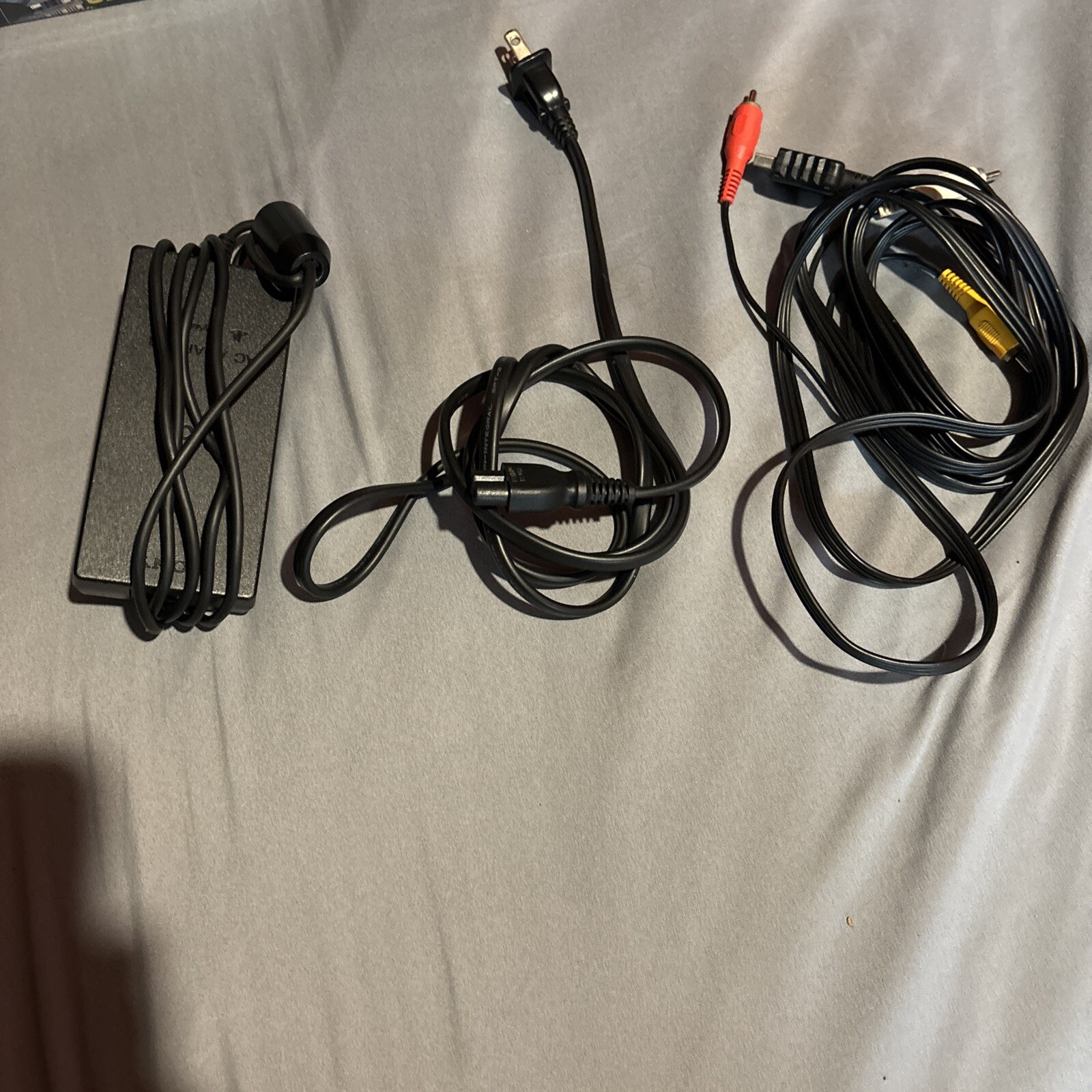 Sony Slim Playstation 2 , 2 Controllers, 8MB Memory Card, 12 Games! Tested!