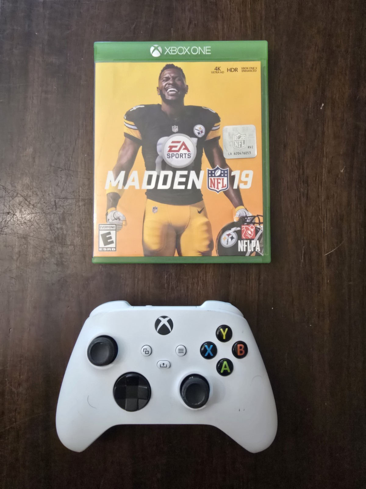 Microsoft Xbox One S 1TB Console Bundle w/ Wireless Controller And 1 Game