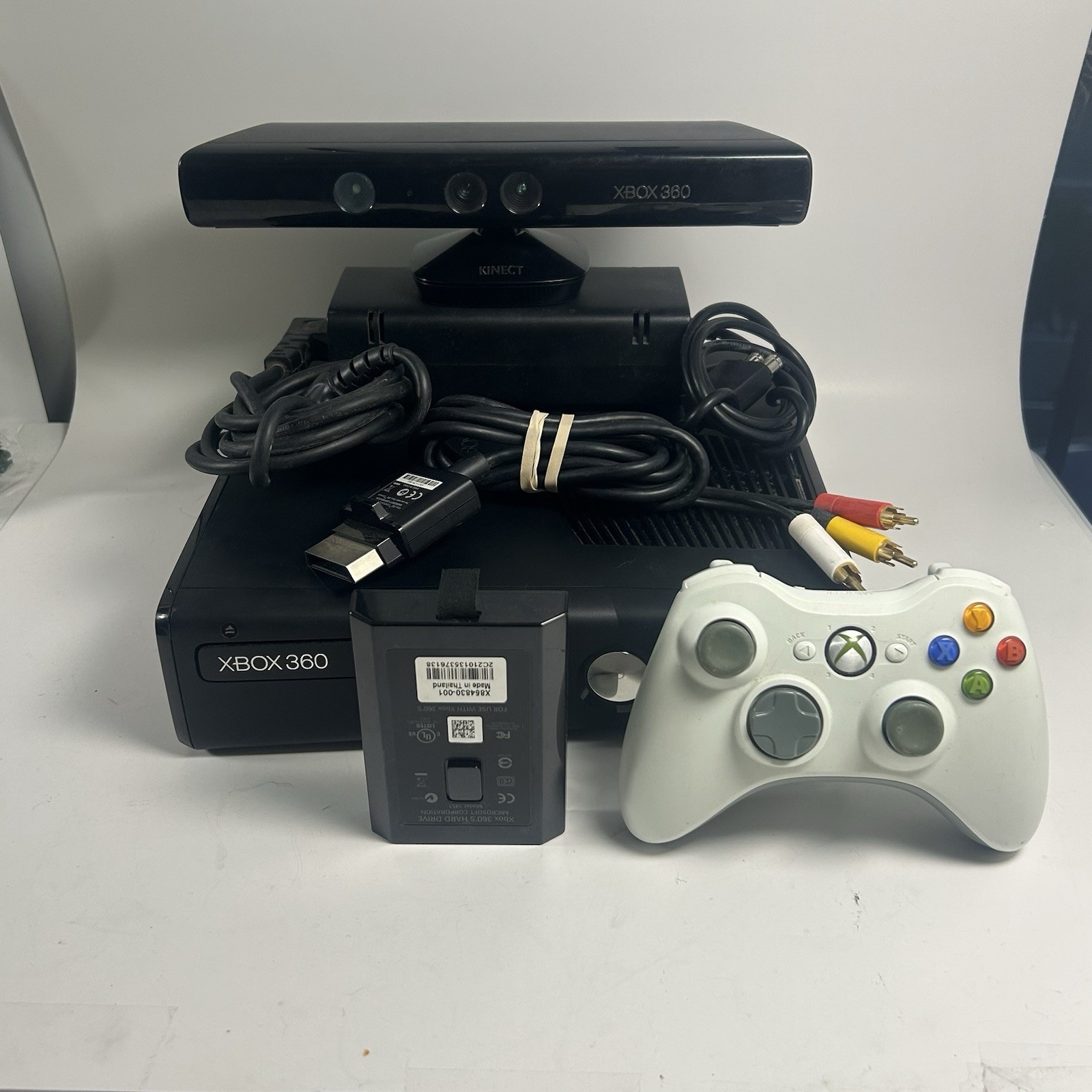Huge Microsoft Xbox 360 S Slim 4GB Console Bundle w/ Drive, Cables, Gamepad, Mor