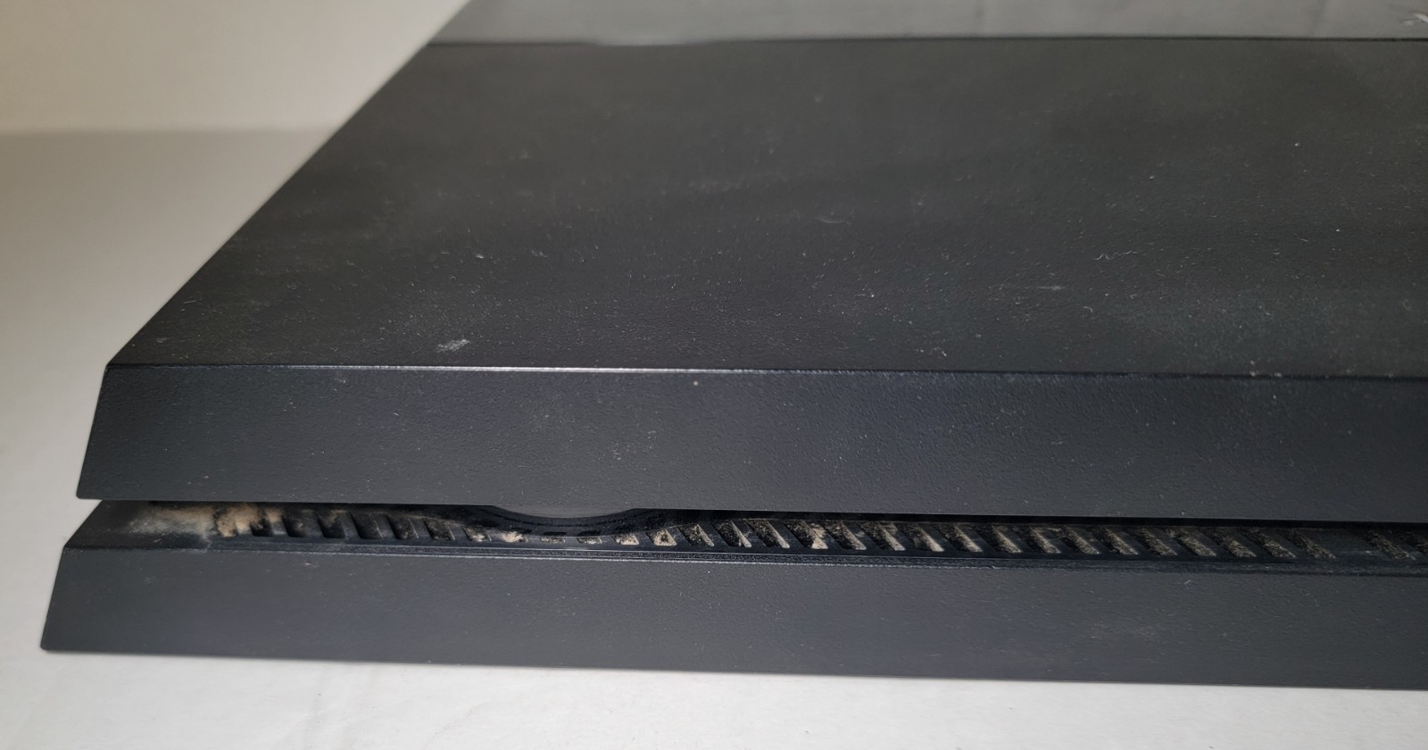 PlayStation 4 Console Read Description Powers On CUH-1001A