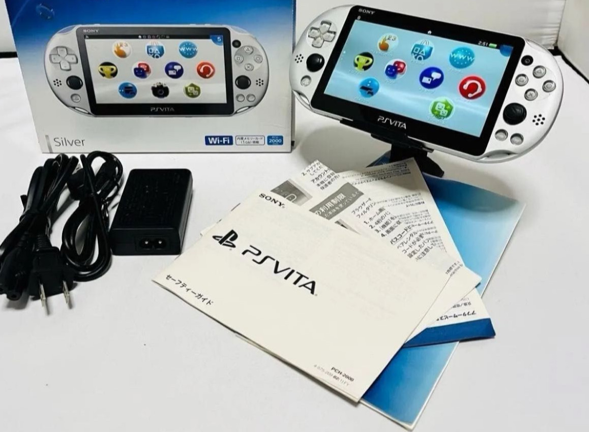 Excellent SONY PlayStation PS Vita Wi-Fi PCH-2000 Silver Console Tested
