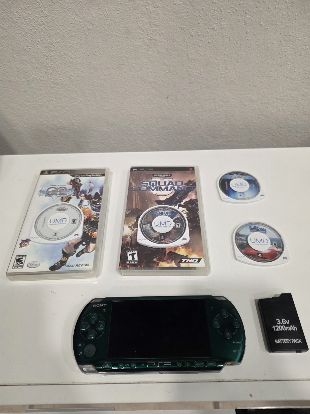 Metal Gear Solid: Peace Walker Green PSP 3001 Limited Edition BUNDLE LOT W GAMES