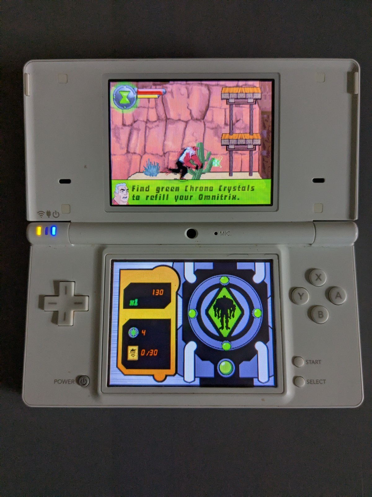 Nintendo DSi Handheld Game Console – White w/ 20 Games