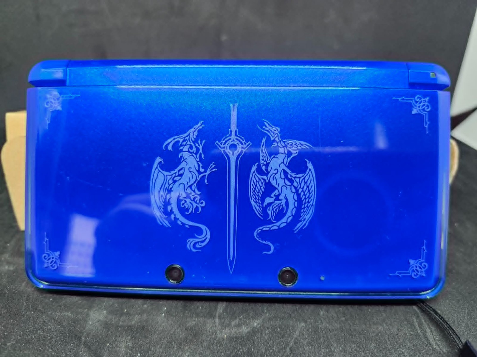 Nintendo 3DS Fire Emblem Awakening Limited Edition Console USA