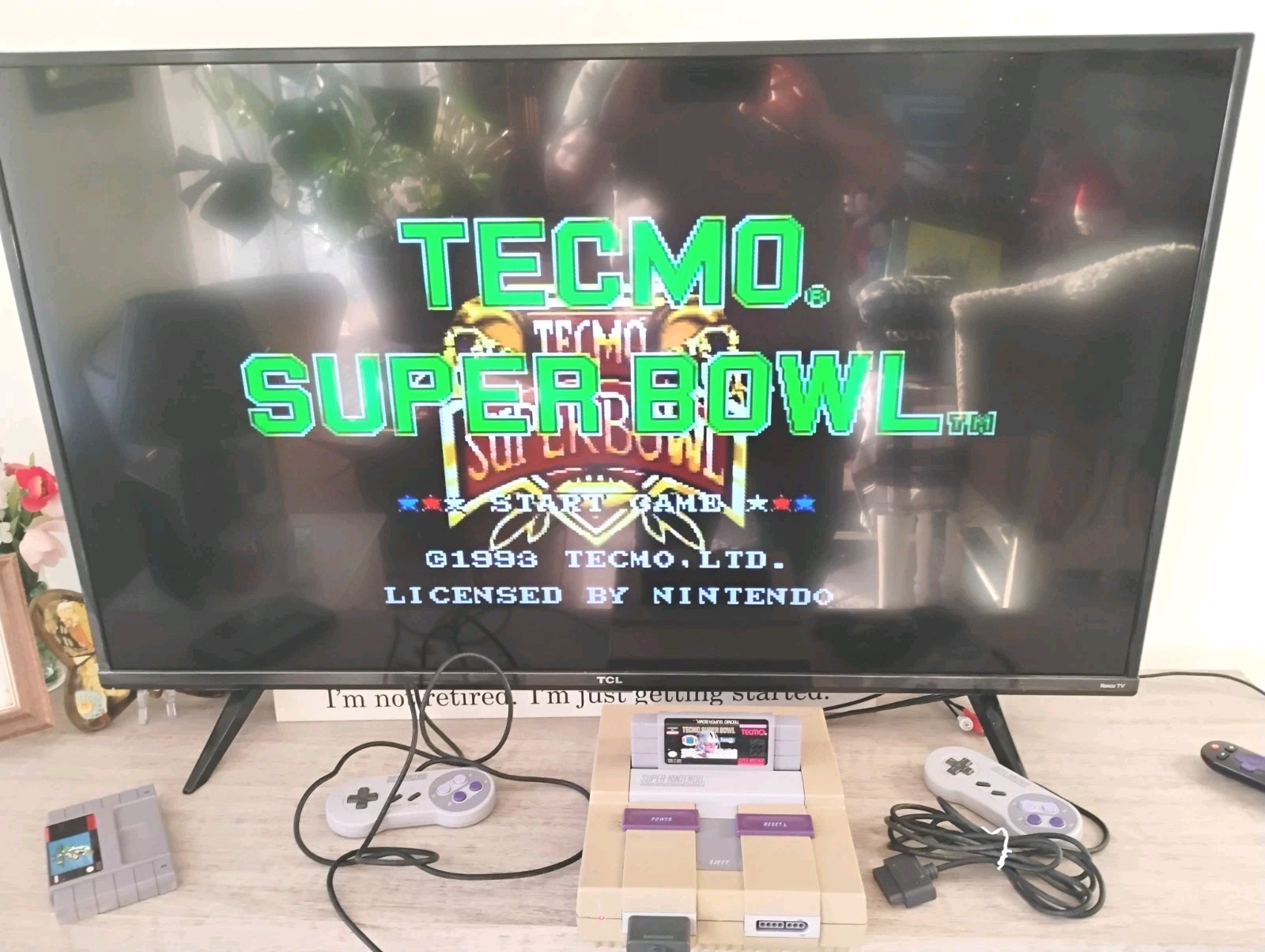 Super Nintendo SNES Console Super MarioWorld 1993 Tecmo Super Bowl Gaming System