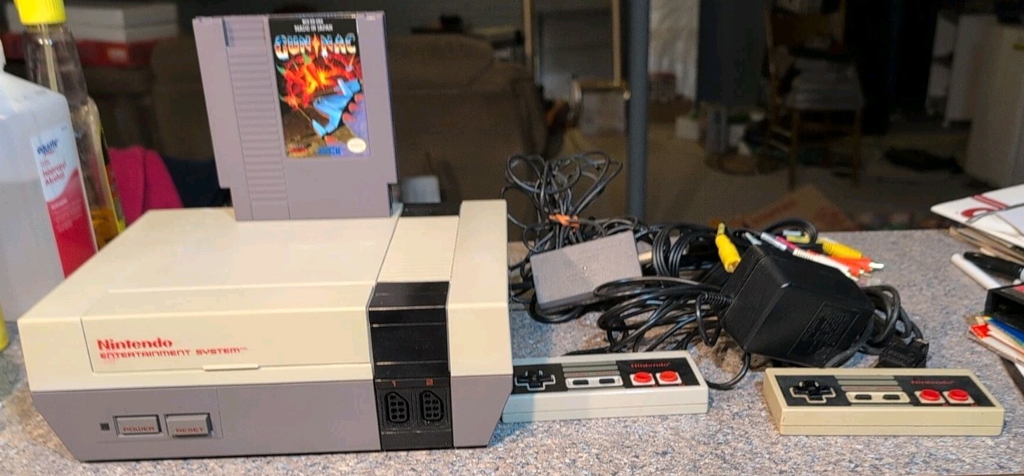 Original Nintendo NES Console Complete Bundle Controllers TEST 1 Homemade Game