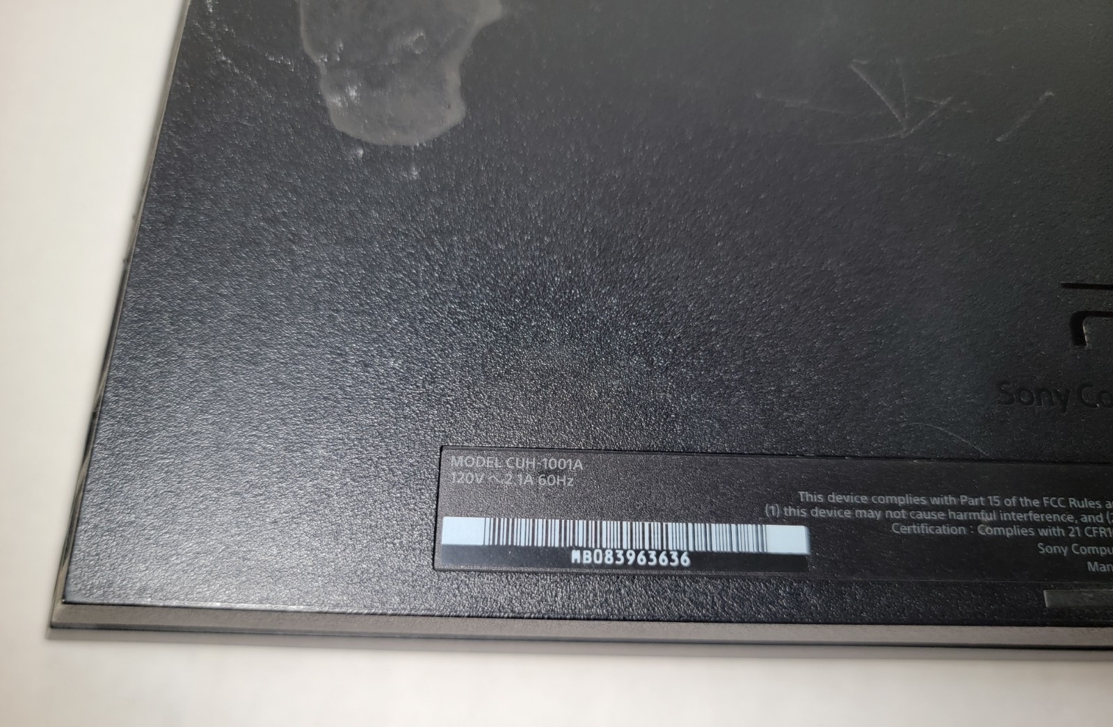 PlayStation 4 Console Read Description Powers On CUH-1001A