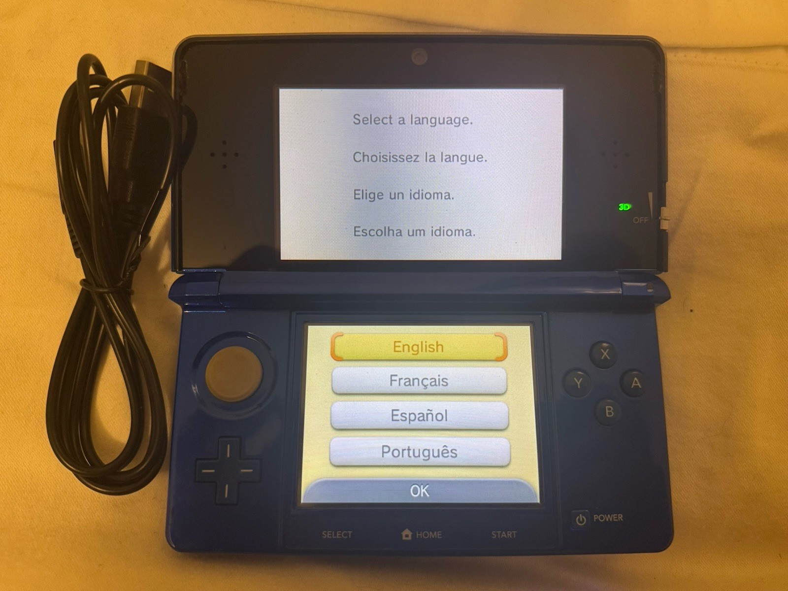 Nintendo 3DS CTR-001 Blue Handheld Console 3D Audio Technology Headphone Jack