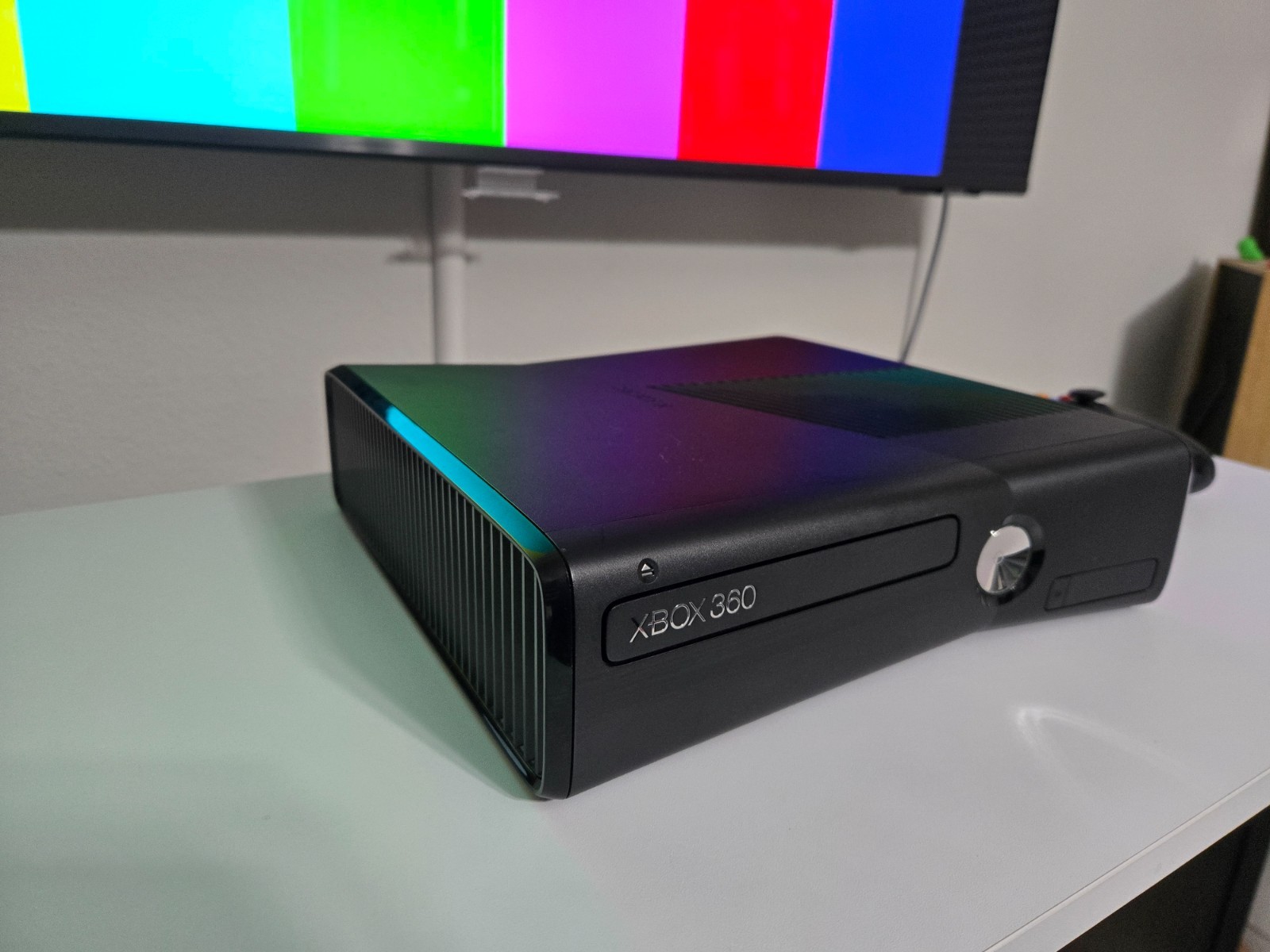 Xbox 360 S Slim Glossy Black Console 320GB HDD w/ Controller Renewed