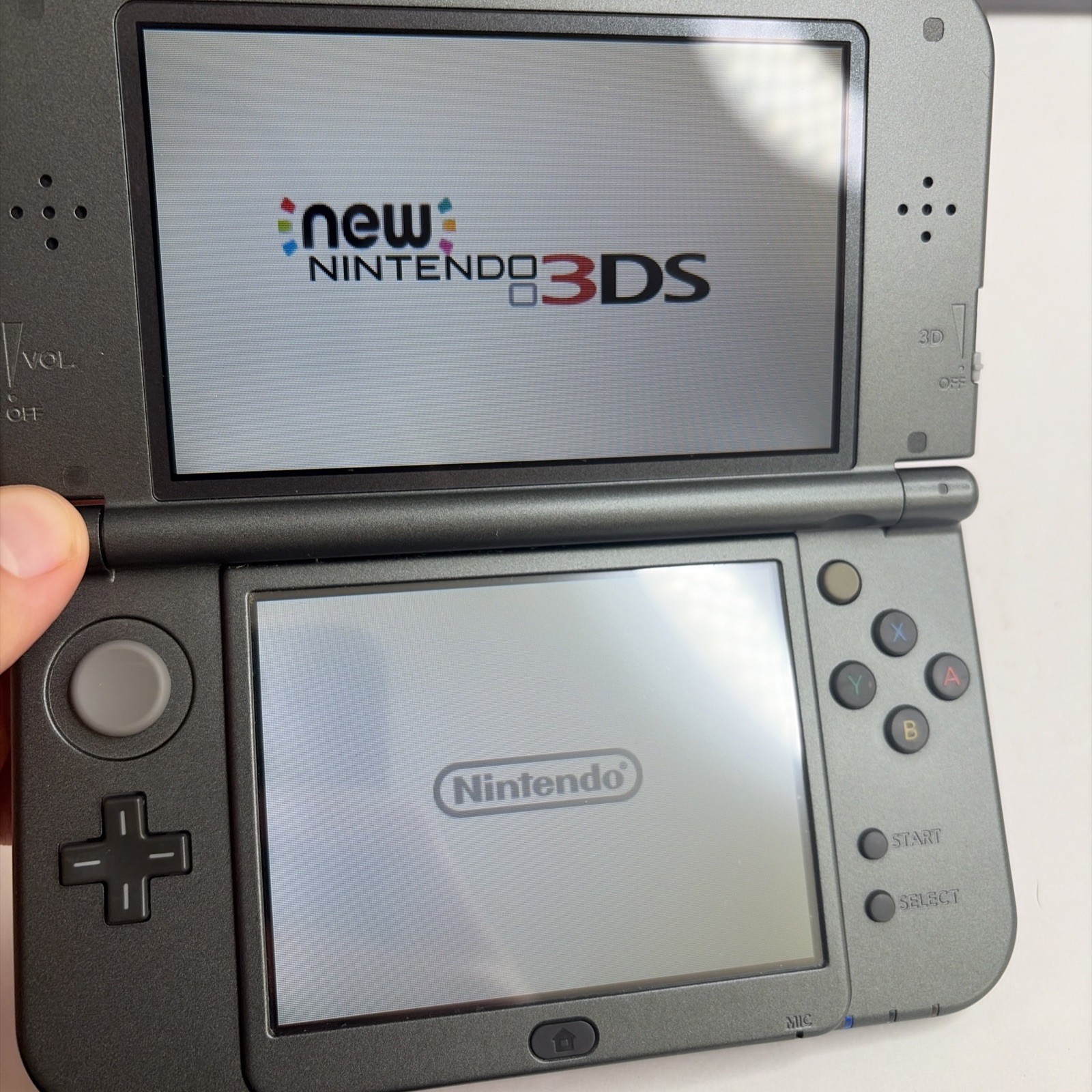 Clean! New Nintendo 3DS XL Gray Black Console Charger Stylus US Version