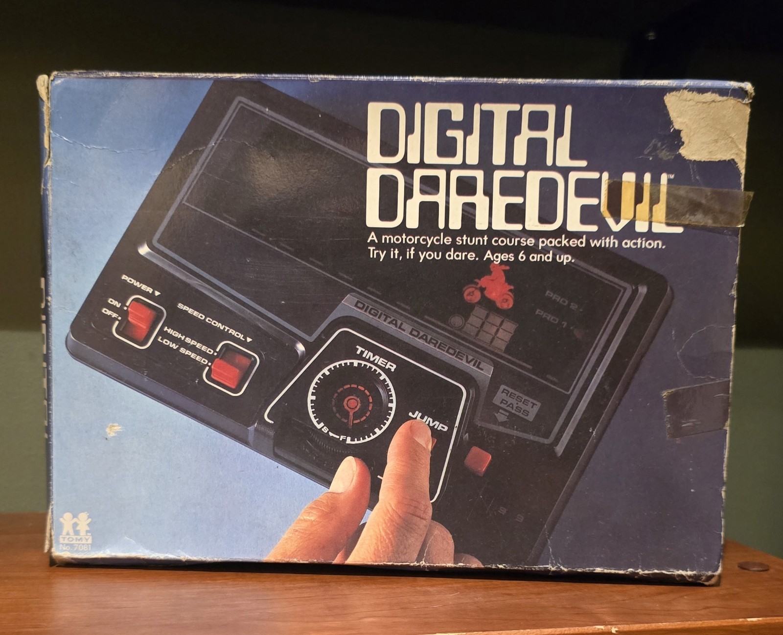 Tomy🏍️Digital Daredevil🏍️Vintage Handheld Video Game Motor Bike Racing – Works