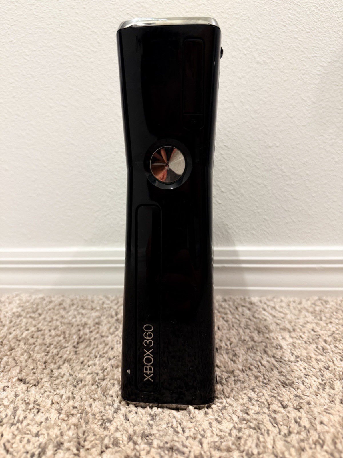 Microsoft Xbox 360 S Black Wi-Fi Video Game Console HDMI Ethernet USB