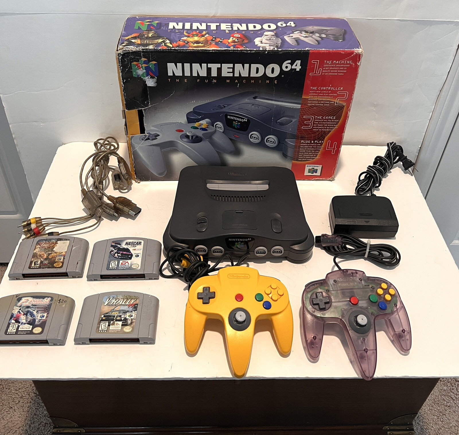 Nintendo N64 System/Console With Original Box, Styrofoam, 4 Games 2controllers .