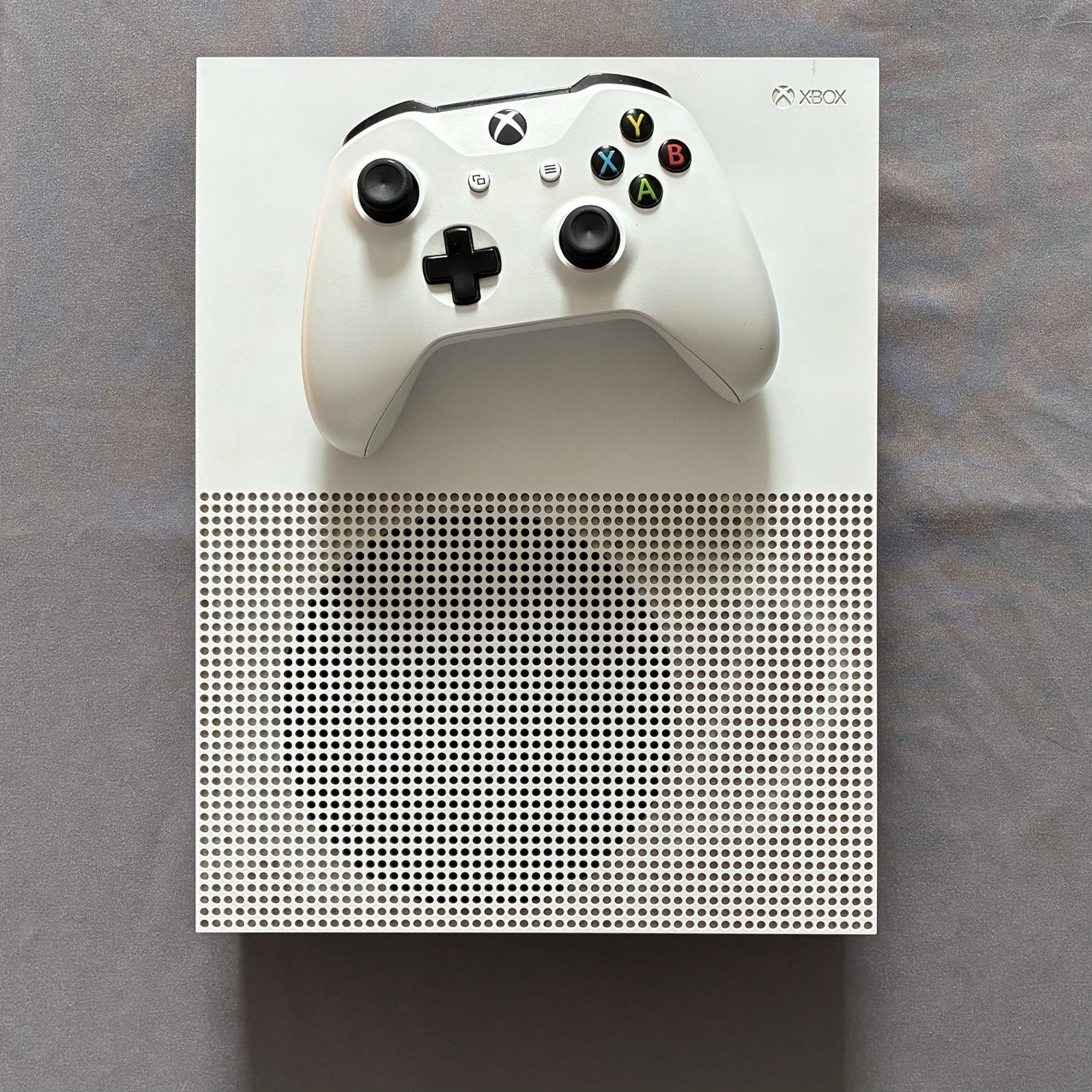 Xbox One + Controller 500gb Model 1681 – White – Tested / Works