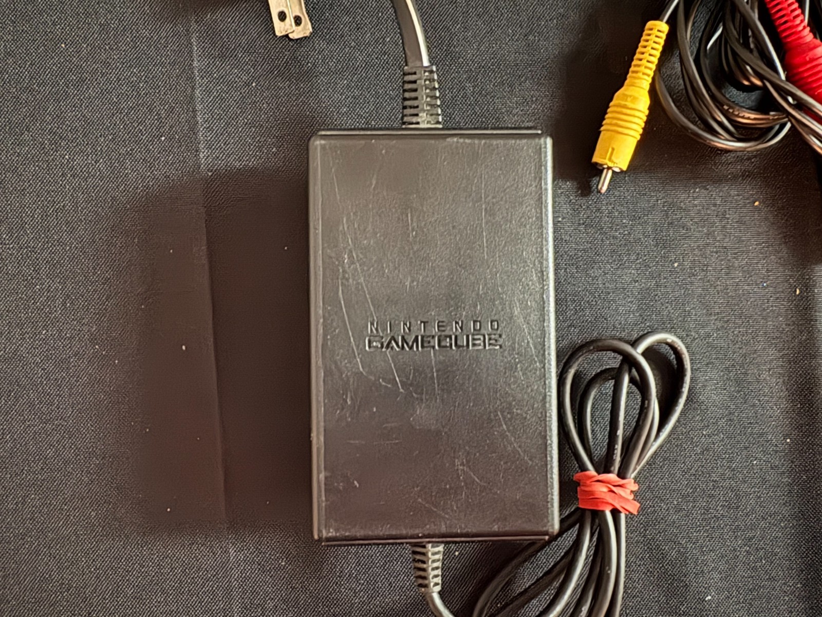 Nintendo GameCube Platinum Silver Console DOL-001 – W/Box and Accessories