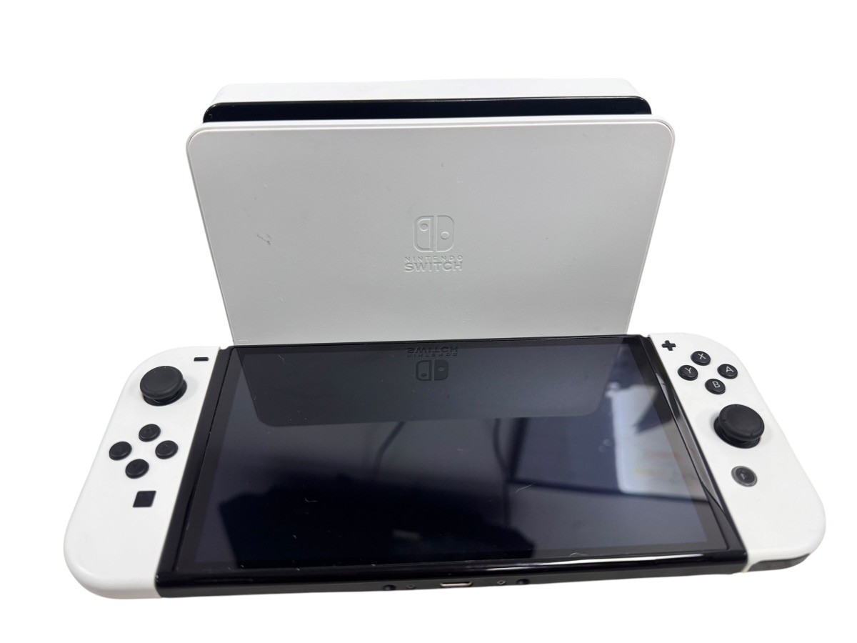 NINTENDO SWITCH HANDHELD – OLED – HEG-001 (MGP053188)