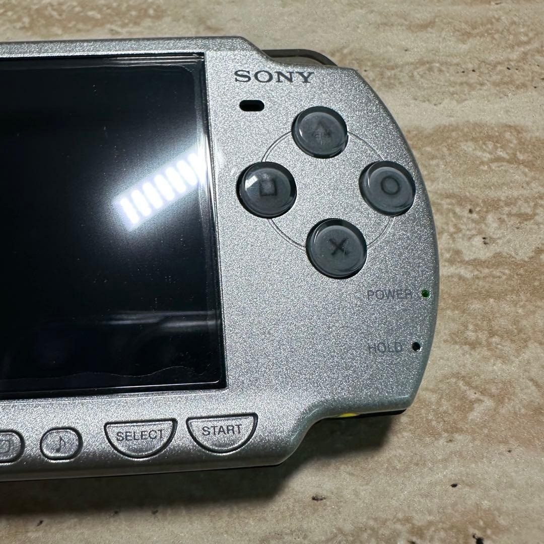 Sony PSP2000 Crisis Core Final Fantasy VII 10th Anniversary Limited Edition 7182