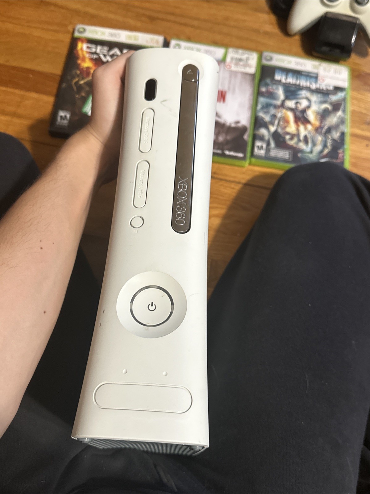 Microsoft Xbox 360 20GB Console bundle No Power Cord