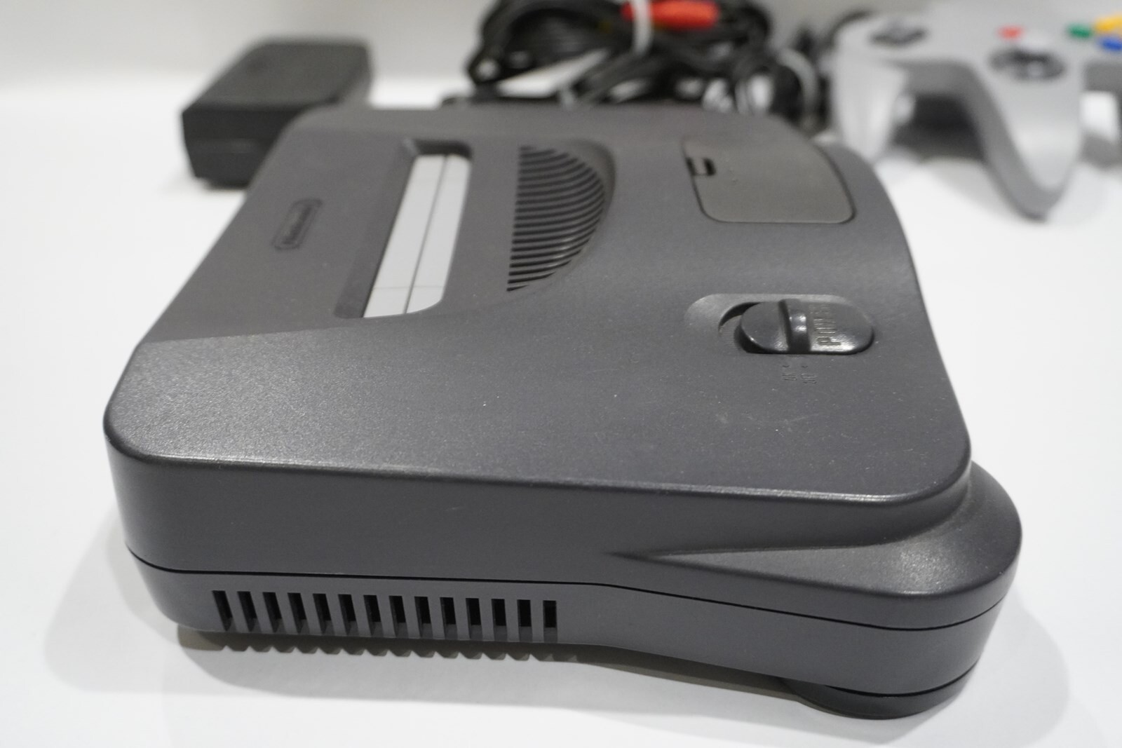 Nintendo 64 N64 Console w/ Controller & All Cables! Fully Tested and Works Great