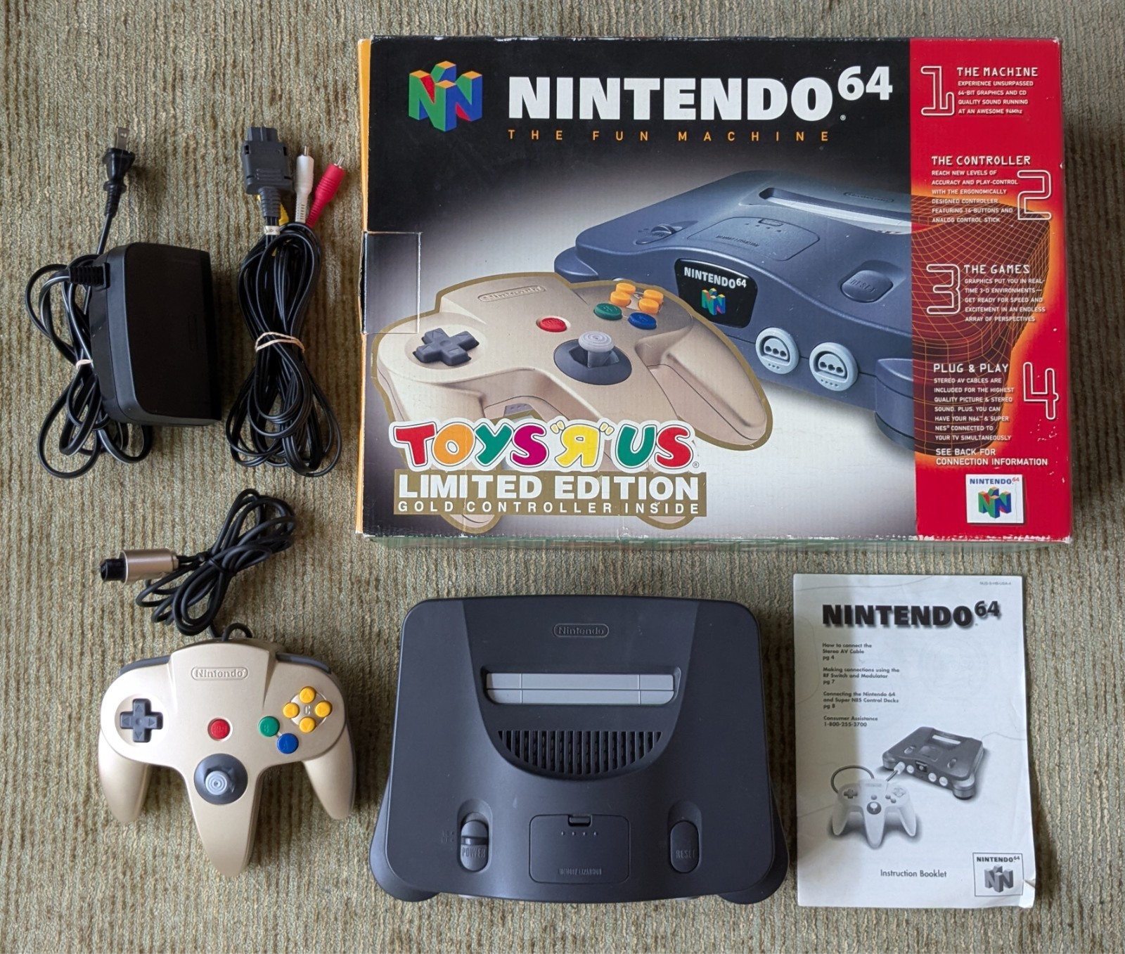 Toys’R’Us Nintendo 64 N64 Console w/ Gold Controller Limited Edition W/ Box