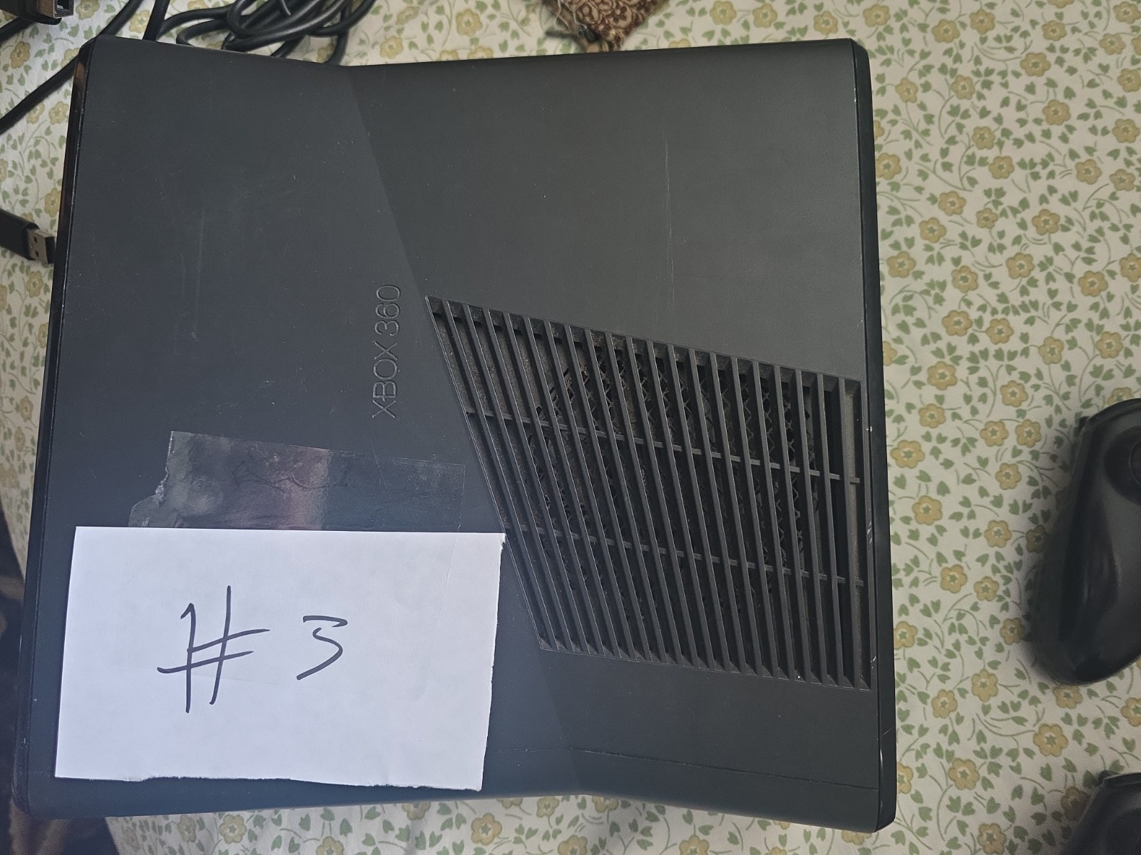 Microsoft Xbox 360 S Slim Black Glossy Model 1439 Console w/ Kinect Tested