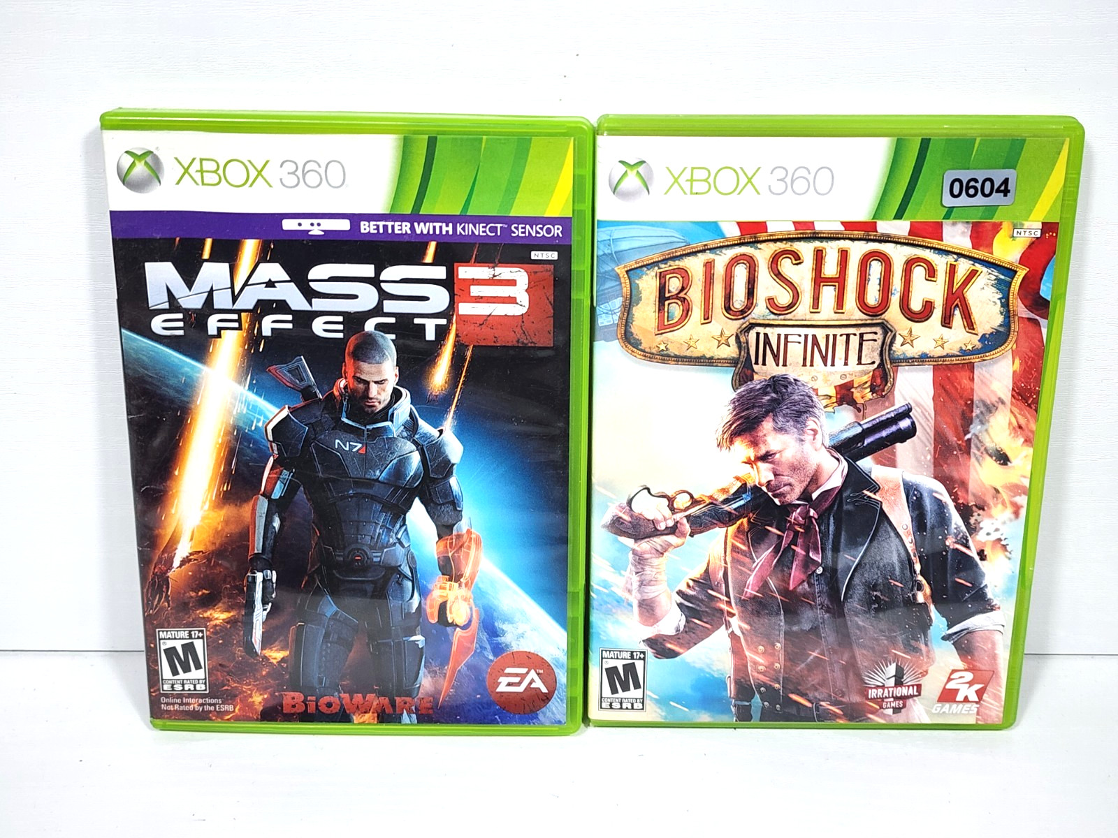 Microsoft Xbox 360 S 4GB Console (1439) Kinect Bundle! │ Tested & Works w/ Games
