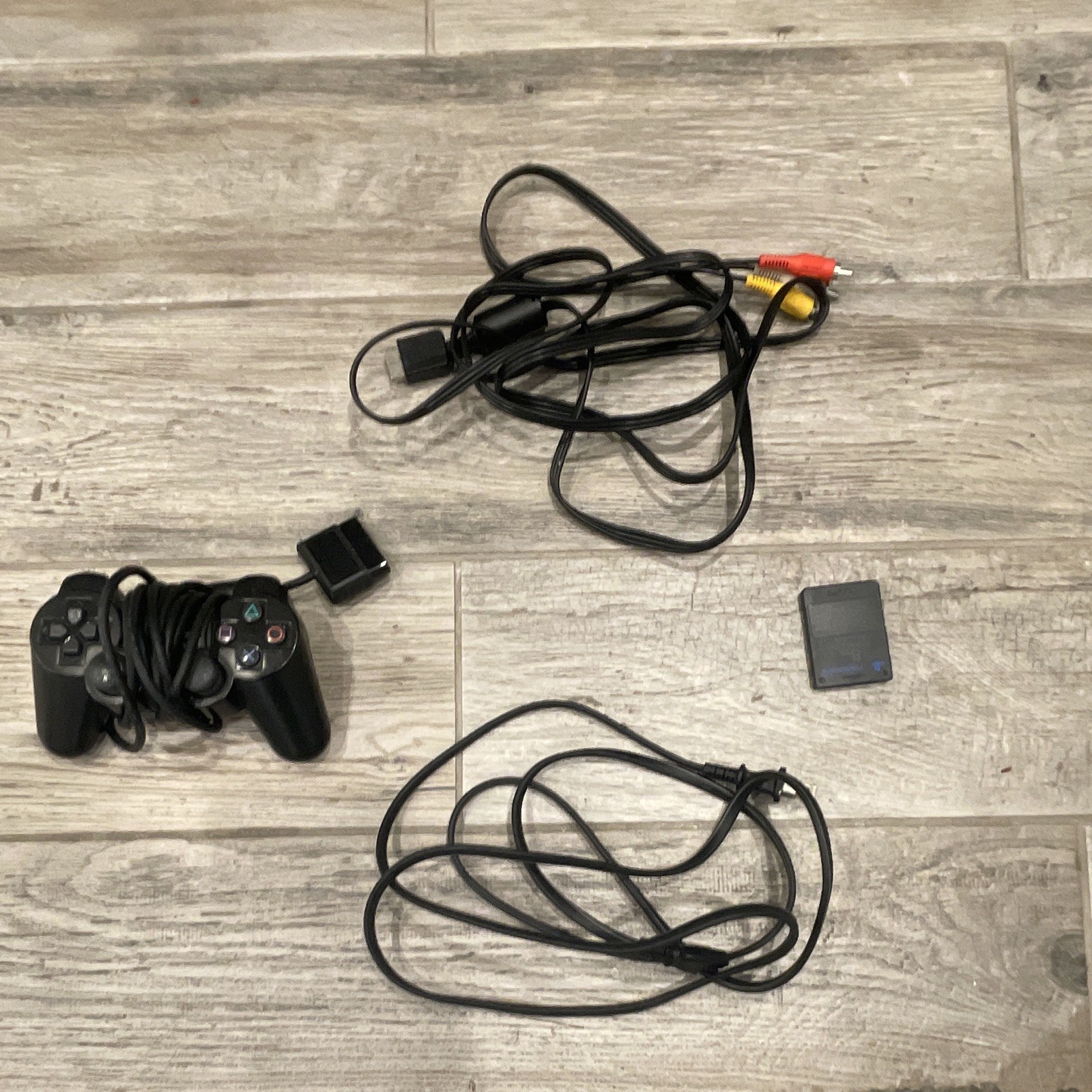 Sony PlayStation 2 PS2 SCPH-30001 Black Console Bundle Controller 8MB NTSC