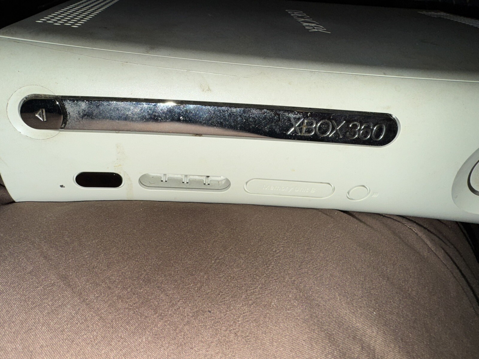 Microsoft XBox 360 4GB White Video Game Console Gaming System