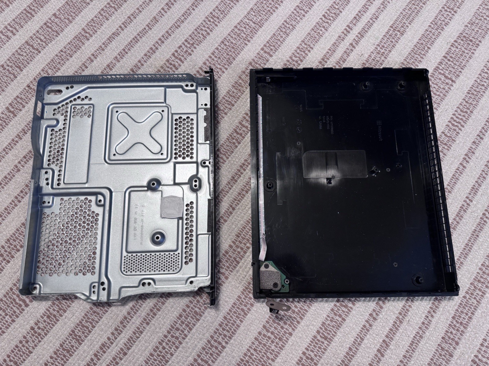 Microsoft Xbox One X – Parts And Pieces