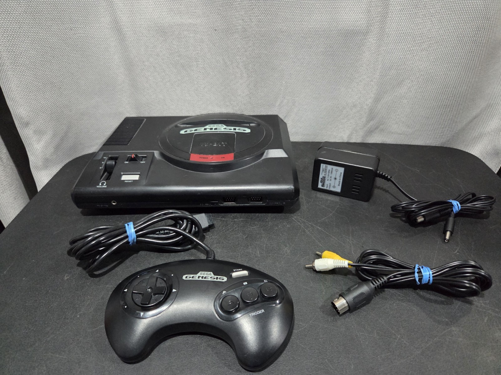 Sega Genesis Model 1 MK-1601 Console System Bundle Tested W/ Cords & Controller