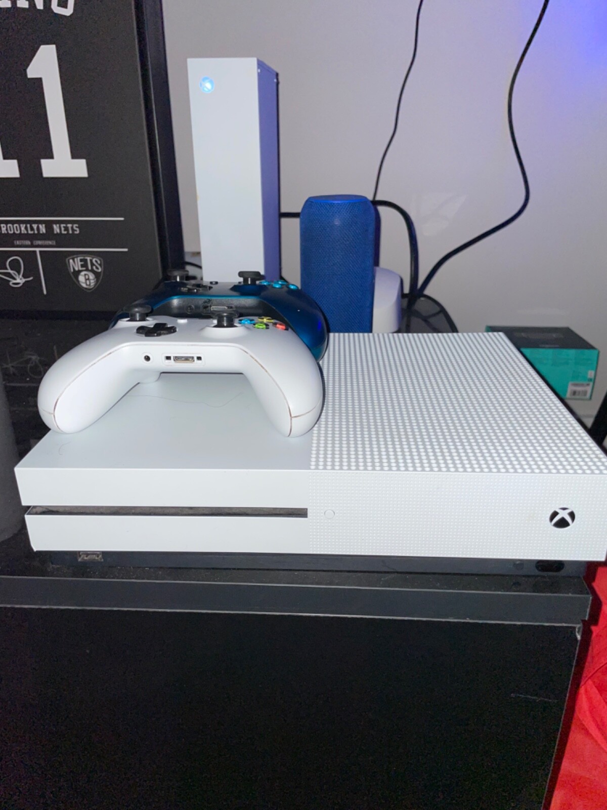 Xbox One S 1TB Console – White (XBS1TB) Two Controllers , Hdmi Cord , Power Cord