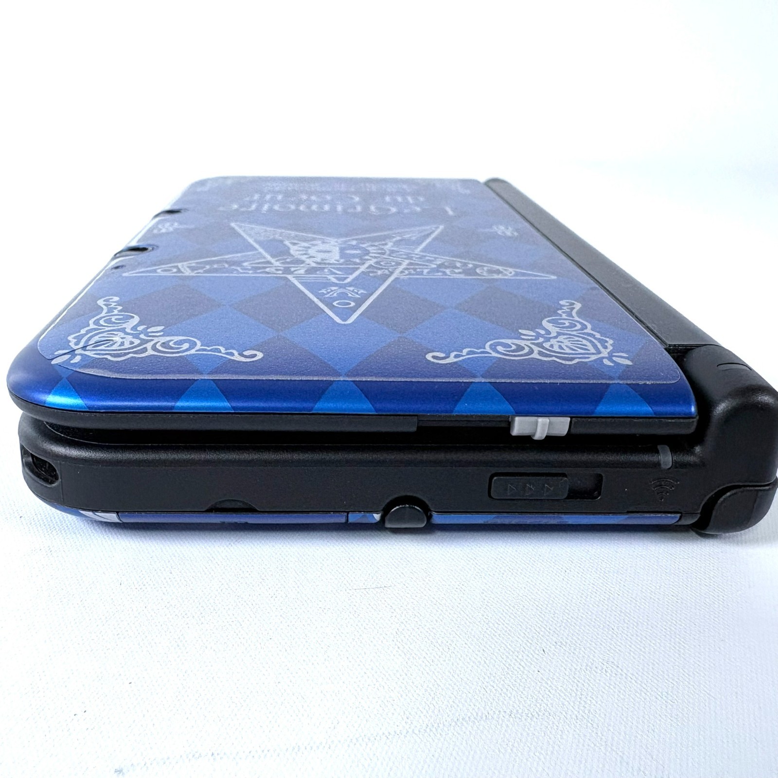 Nintendo 3DS LL XL Persona Q Shadow of Labyrinth Velvet Model Console [Mint]